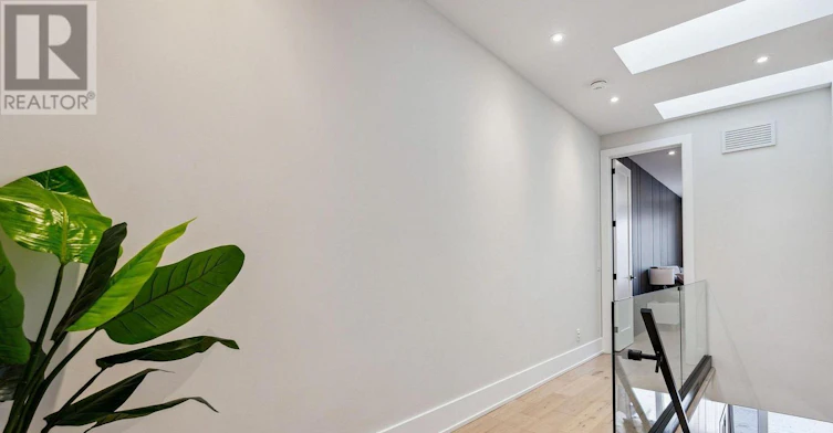 21 Twenty Ninth Street, Toronto, ON, M8W 3A9 - 18