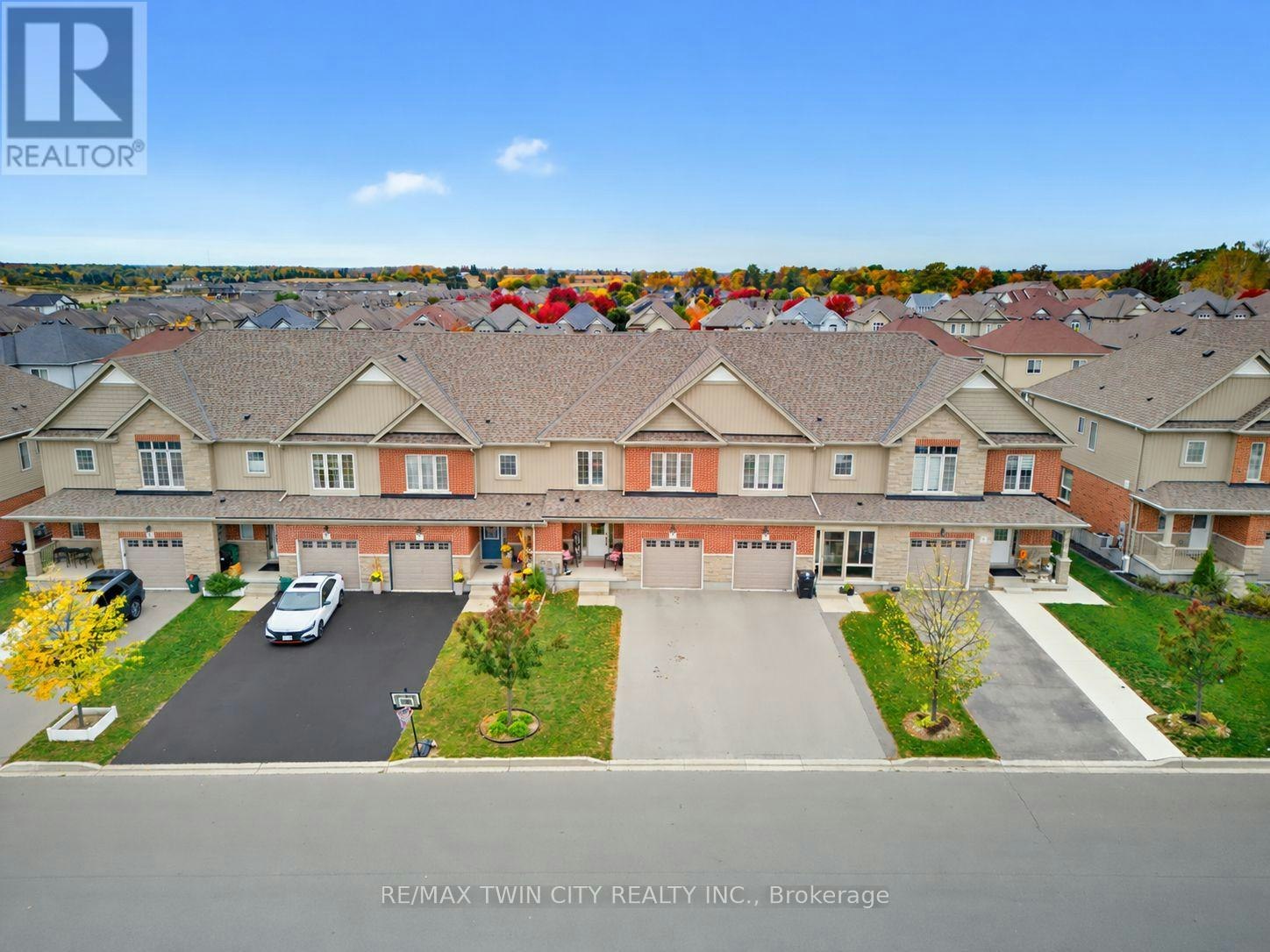 34 Freer Drive, North Dumfries, ON, N0B 1E0