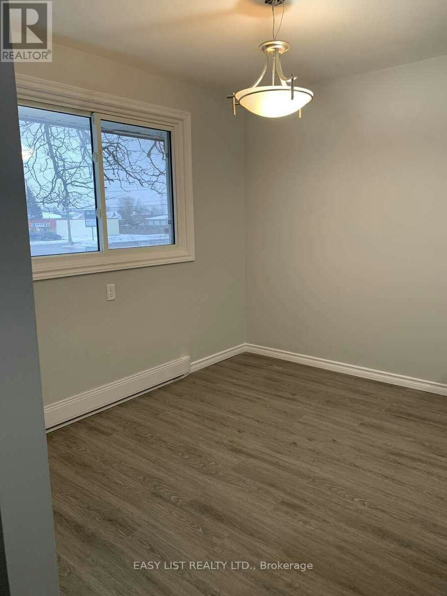 4A Gilbert Street, Belleville, ON, K8P 3H2 - 4