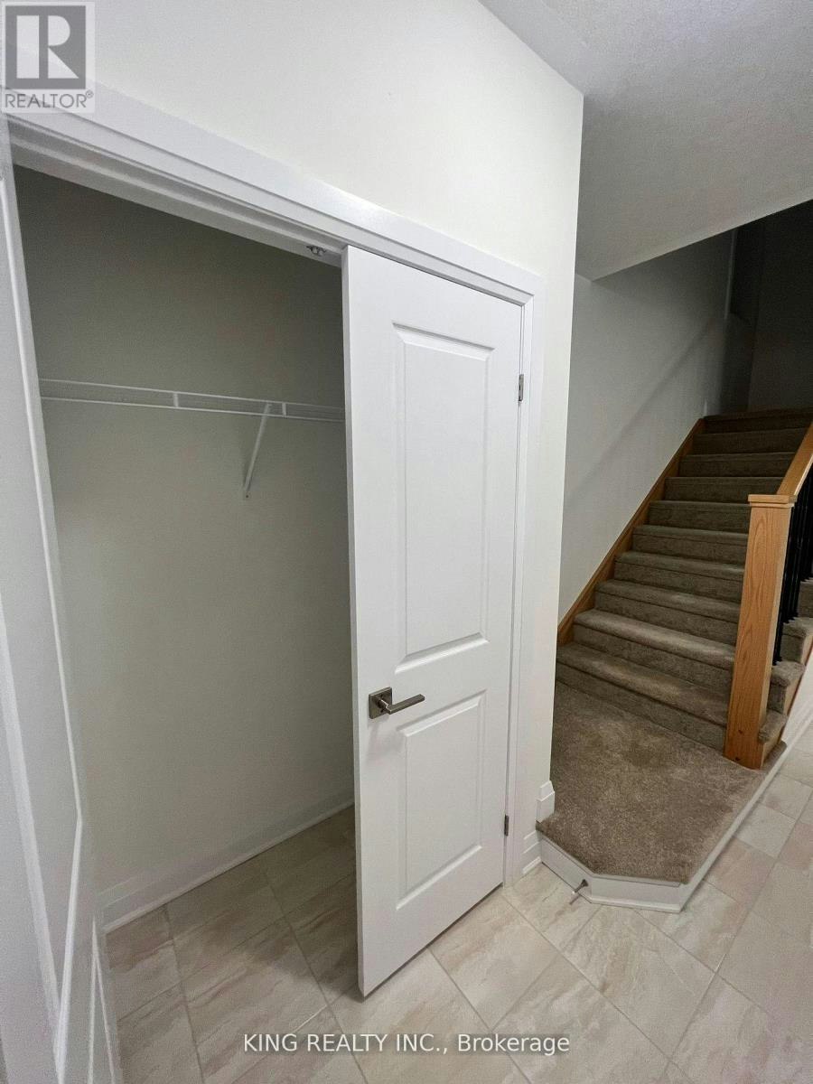 27 Carina Street, Kitchener, ON, N2E 0C9 - 22