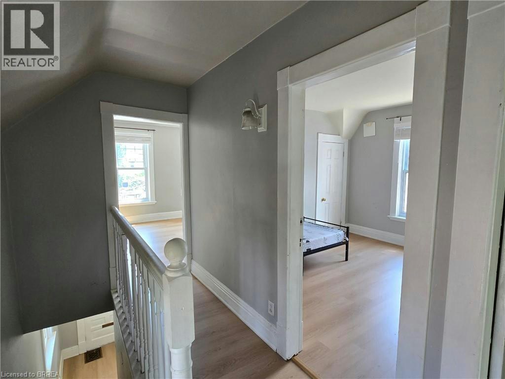 196 Wellington Street, Brantford, ON, N3S 3Z2 - 22