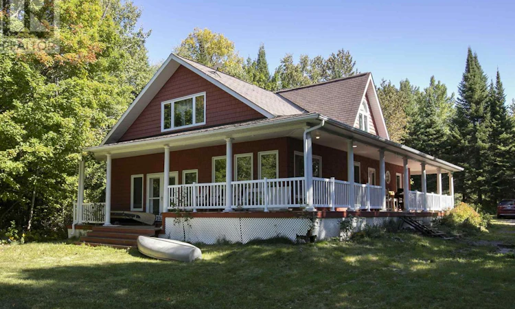 696 Lakeshore Dennis Dr Township S