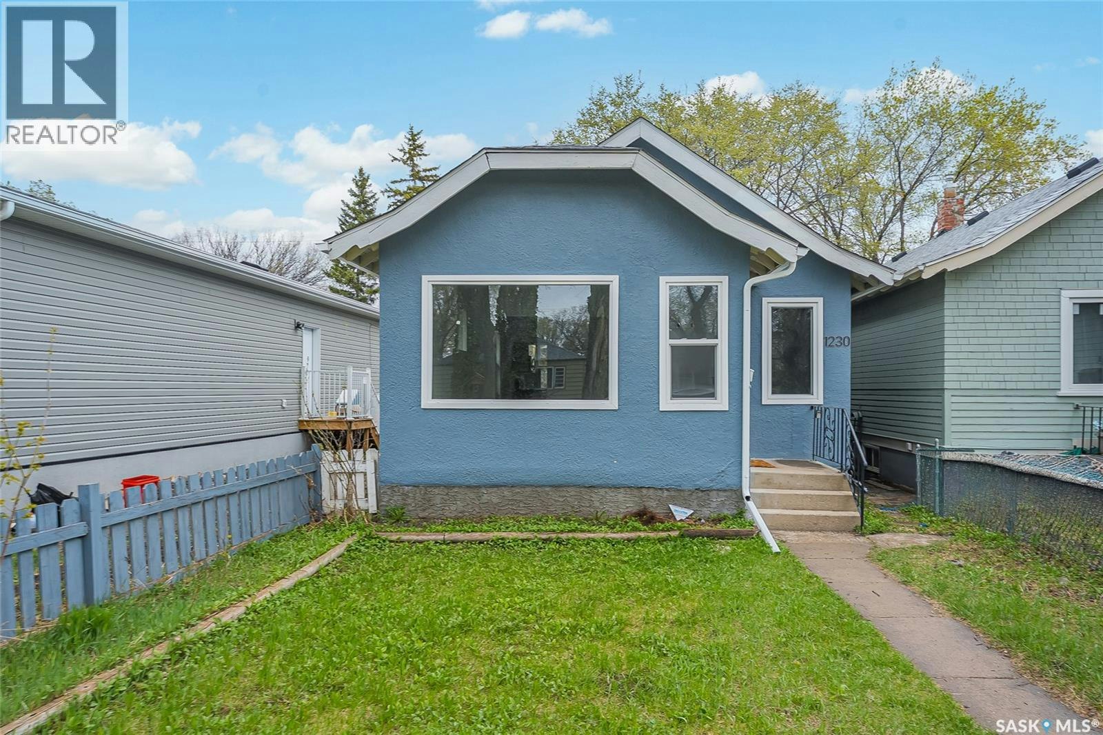 1230 E Avenue N, Saskatoon, SK, S7L 1T4