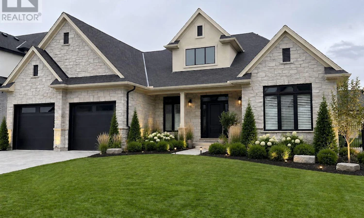 689 Valleystream Walk