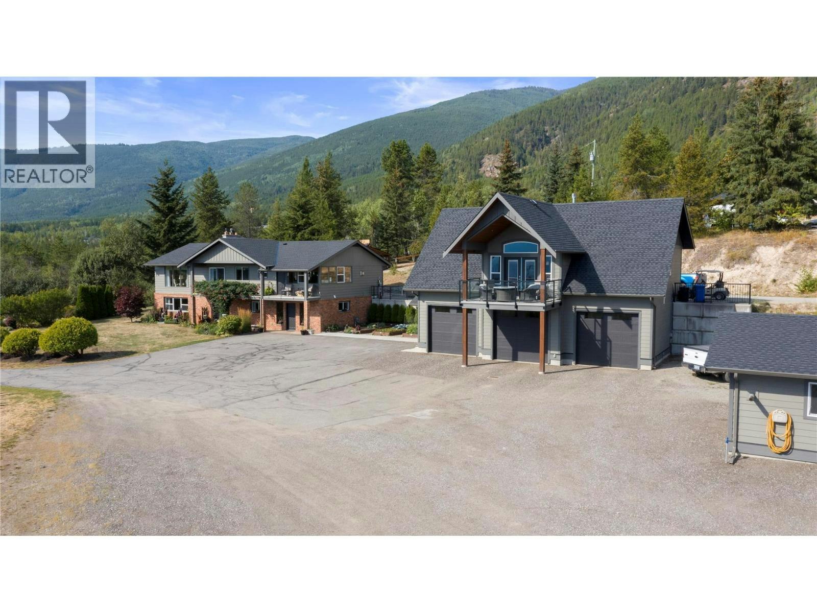 5121 NW 50 Street, Salmon Arm, BC, V1E 3A6