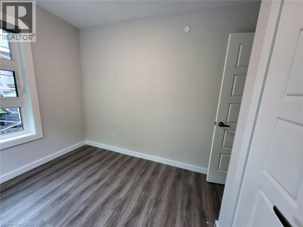 A15-118 Gravel Ridge Trail, Kitchener, ON, N2E 0B8 - 5
