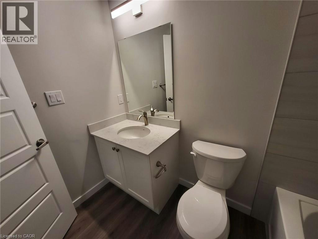A15-118 Gravel Ridge Trail, Kitchener, ON, N2E 0B8 - 4
