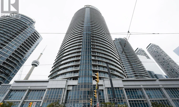 1705-208 Queens Quay W