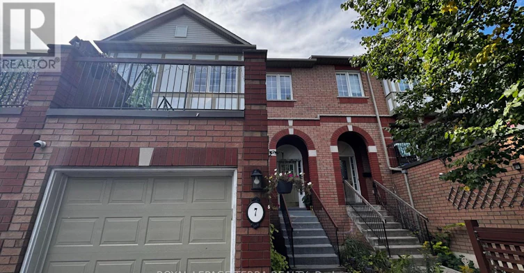 7-2871 Darien Road, Burlington, ON, L7M 4R6