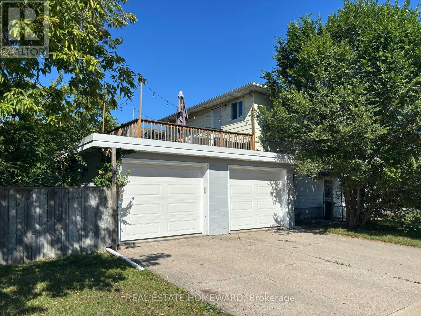 228 25th Street EAST, Hamilton, ON, L8V 3A5