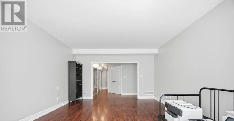 246 Walmer Road, Toronto, ON, M5R 3R7 - 22