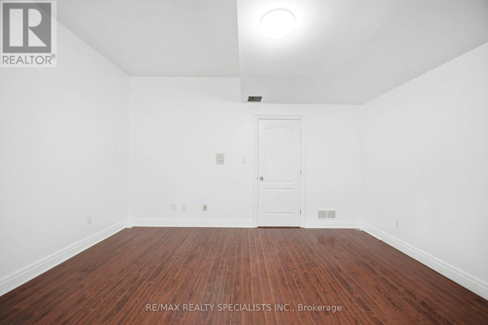 246 Walmer Road, Toronto, ON, M5R 3R7 - 37