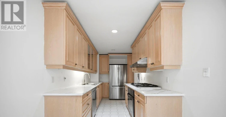 246 Walmer Road, Toronto, ON, M5R 3R7 - 14
