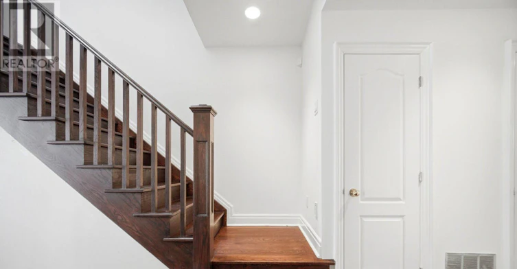 246 Walmer Road, Toronto, ON, M5R 3R7 - 18