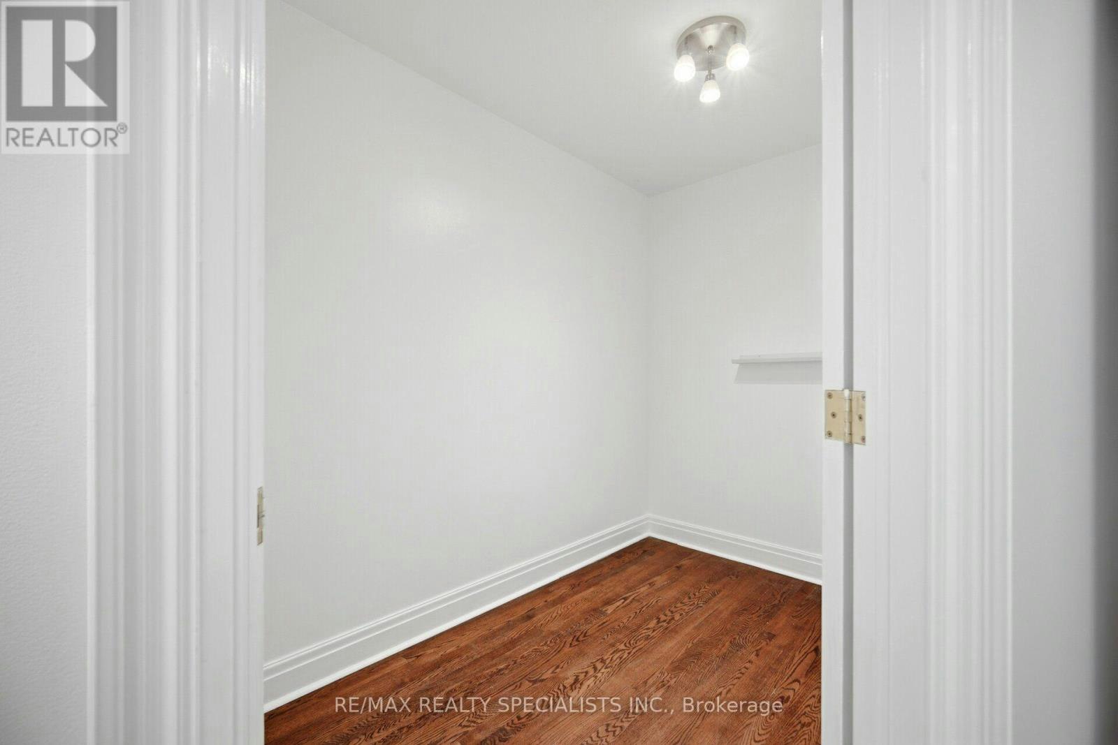 246 Walmer Road, Toronto, ON, M5R 3R7 - 26