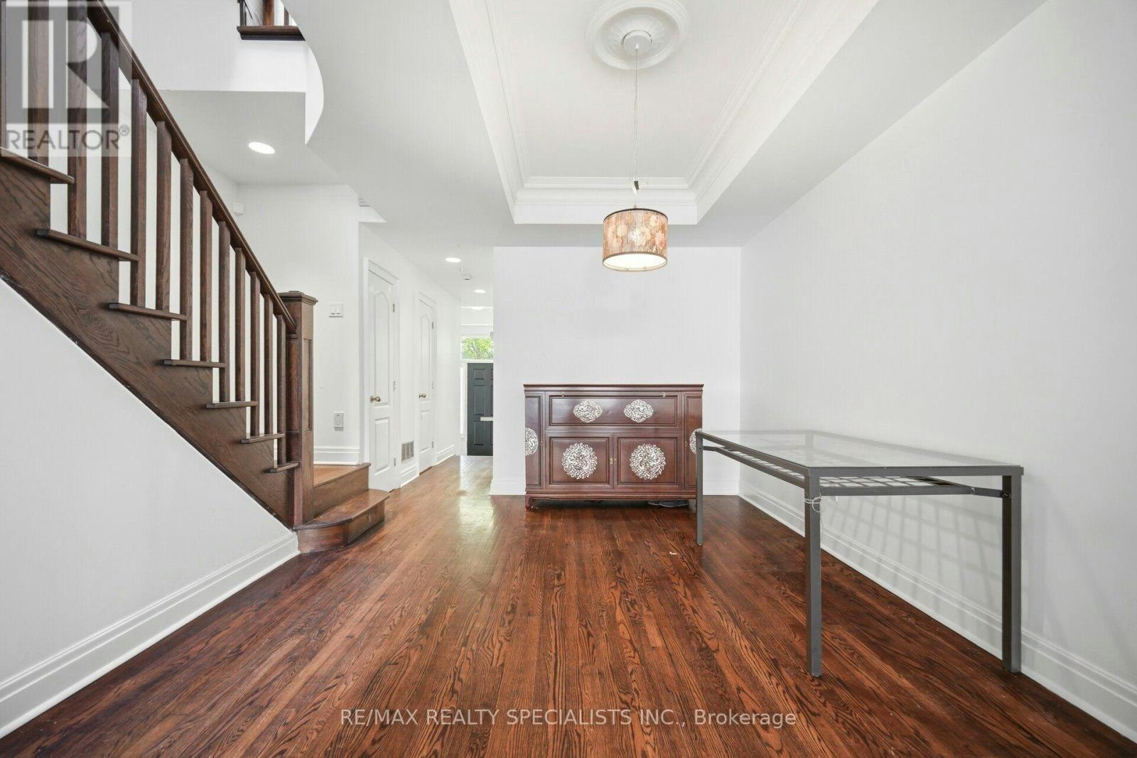 246 Walmer Road, Toronto, ON, M5R 3R7 - 7