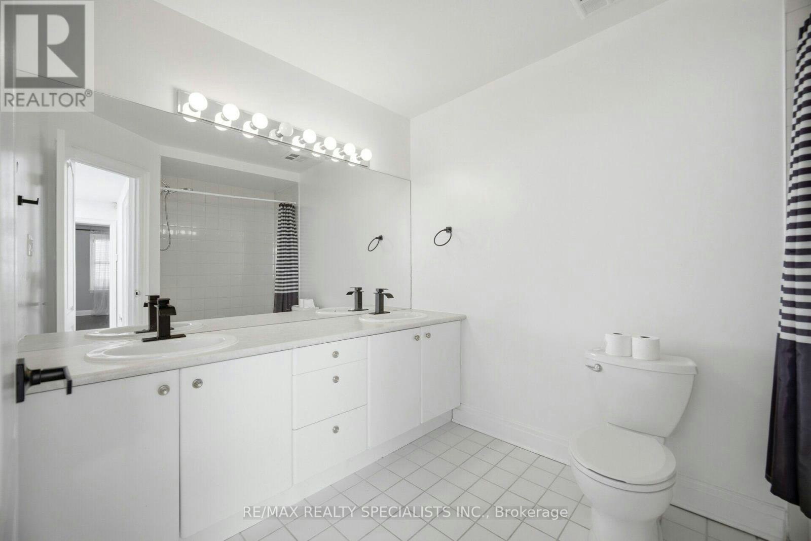 246 Walmer Road, Toronto, ON, M5R 3R7 - 33