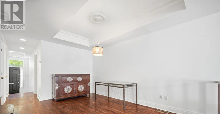 246 Walmer Road, Toronto, ON, M5R 3R7 - 8