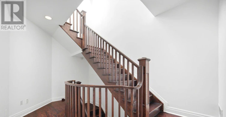 246 Walmer Road, Toronto, ON, M5R 3R7 - 19