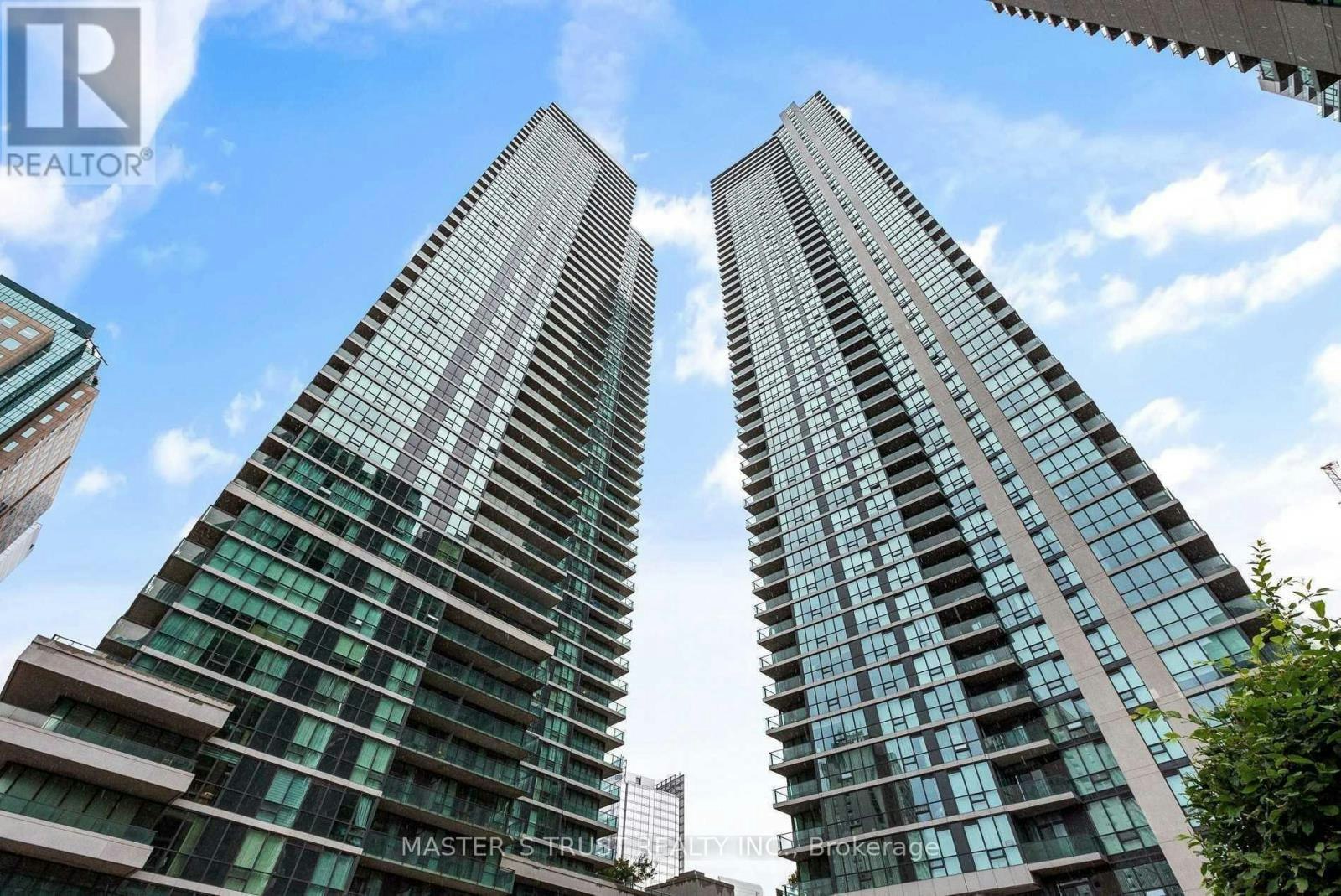 2710-33 Bay Street, Toronto, ON, M5J 2Z3