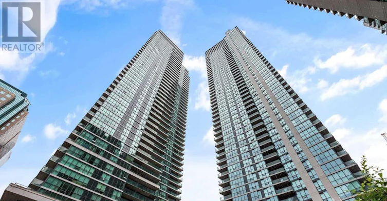 2710-33 Bay Street, Toronto, ON, M5J 2Z3