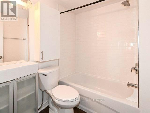 C, MAIN-236 Highfield Road, Toronto, ON, M4L 2V5 - 9