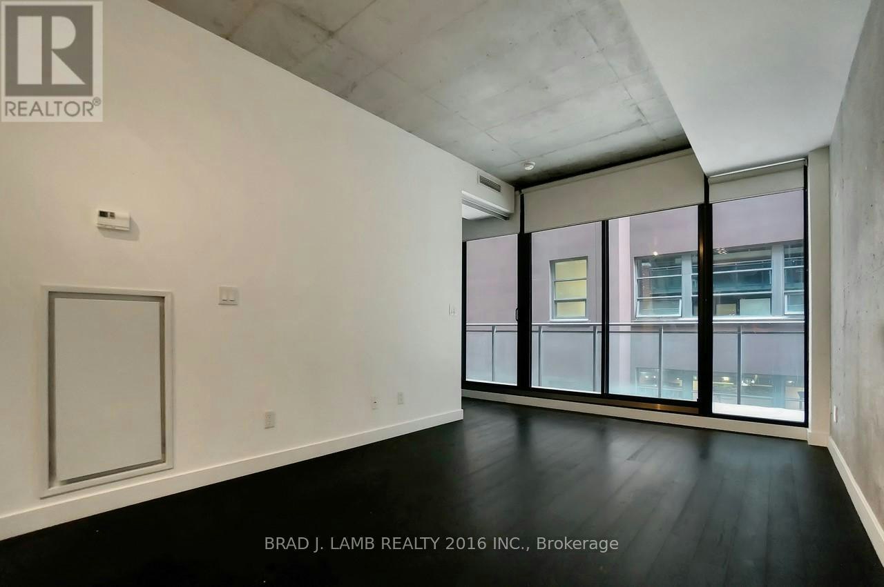 213-90 Broadview Avenue, Toronto, ON, M4M 3H3 - 6