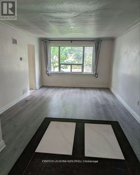 MAIN-38 Harding Boulevard, Richmond Hill, ON, L4C 1S8 - 2