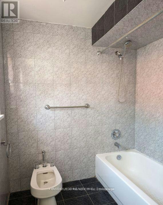 MAIN-38 Harding Boulevard, Richmond Hill, ON, L4C 1S8 - 7