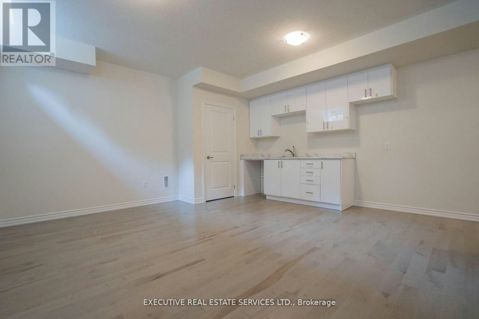 158 Petch Avenue, Caledon, ON, L7C 4L1 - 8