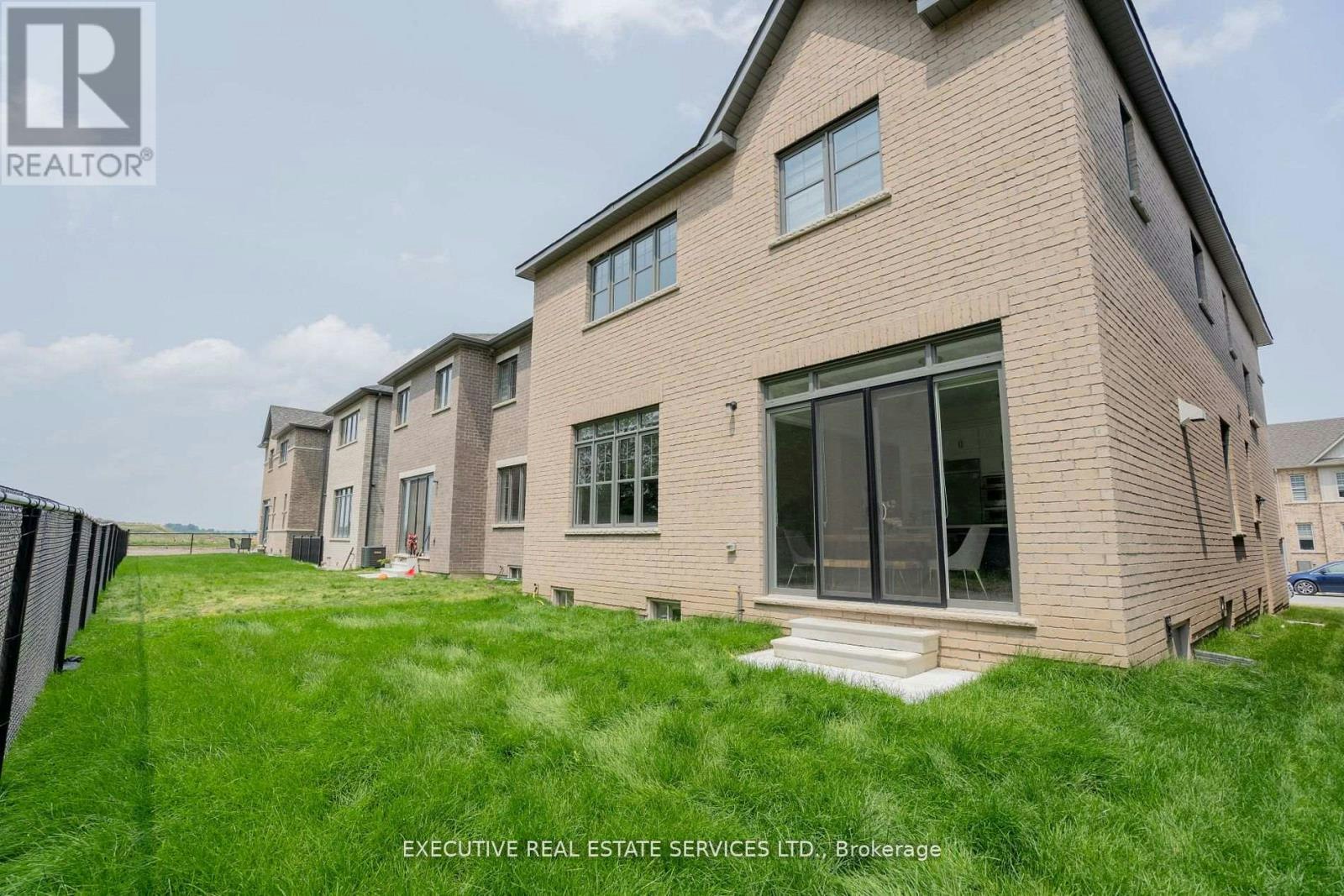 158 Petch Avenue, Caledon, ON, L7C 4L1 - 3