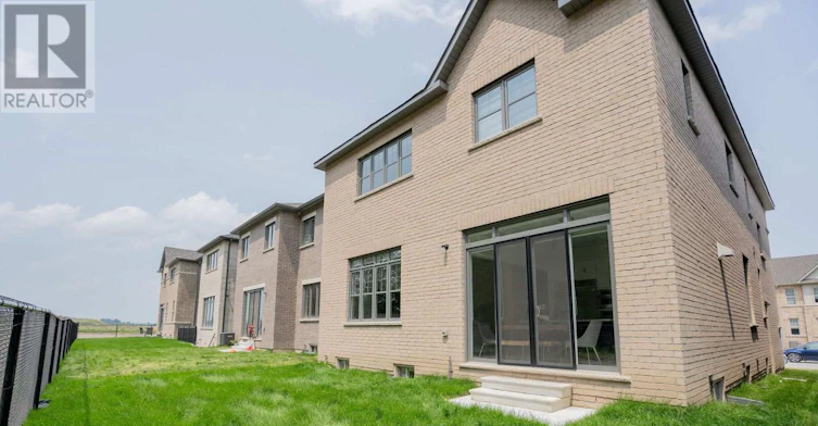 158 Petch Avenue, Caledon, ON, L7C 4L1 - 3