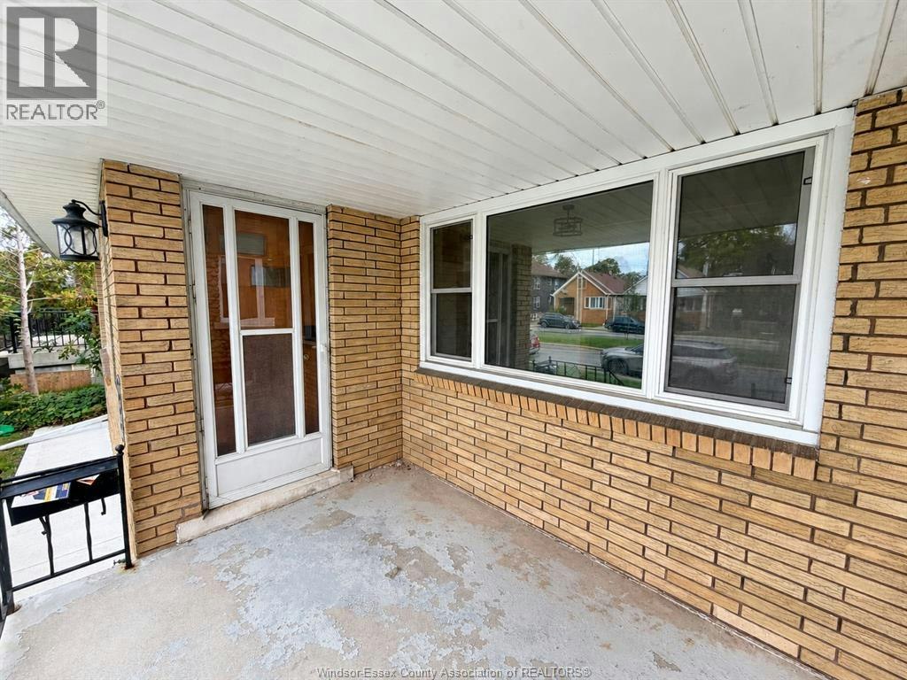 1425 Giles Boulevard East, Windsor, ON, N9A 4H2 - 3