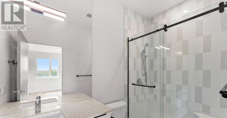 301-228 Mcconnell Street, Exeter, ON, N0M 1S3 - 16