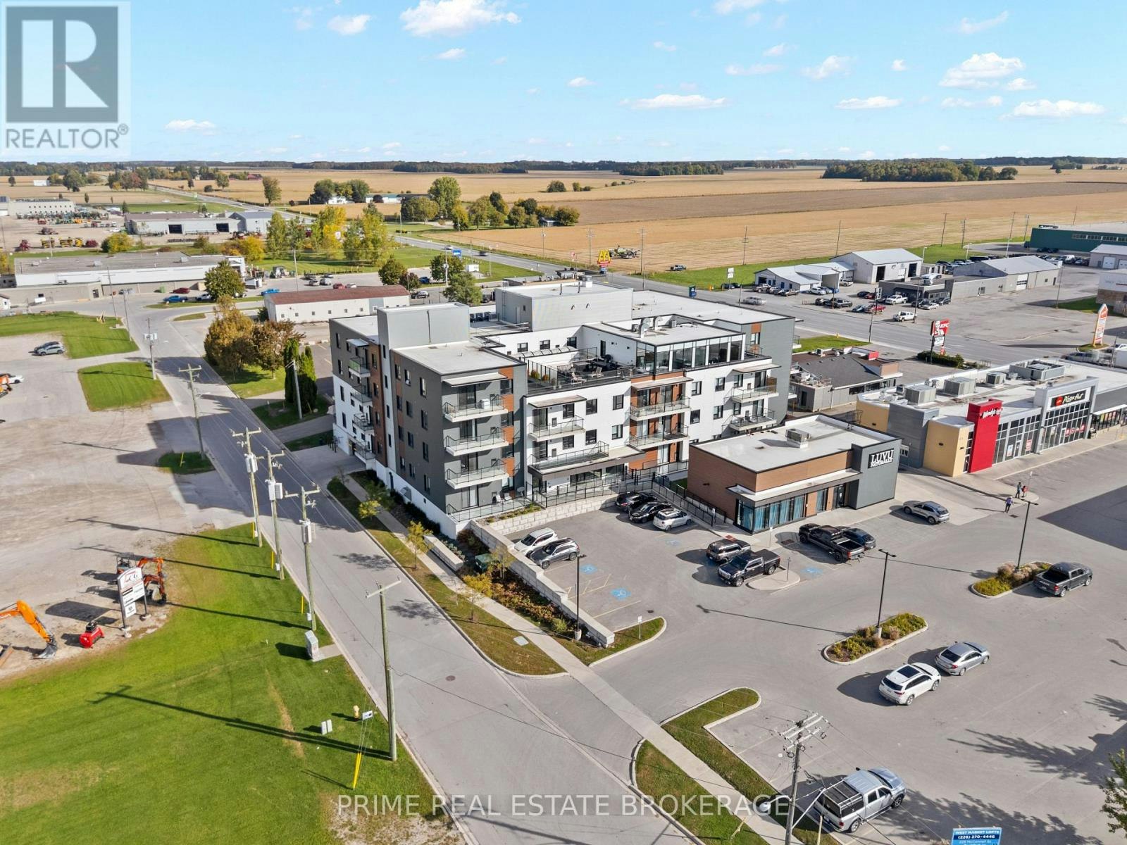 104-228 Mcconnell Street, Exeter, ON, N0M 1S3 - 2