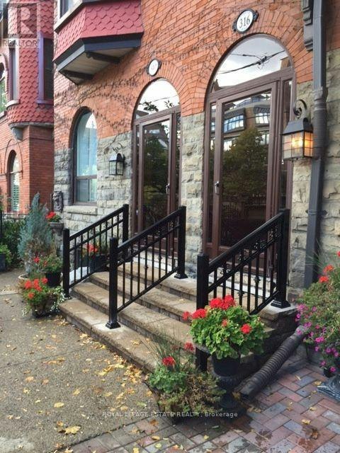 B-314 Avenue Road, Toronto, ON, M4V 2H3