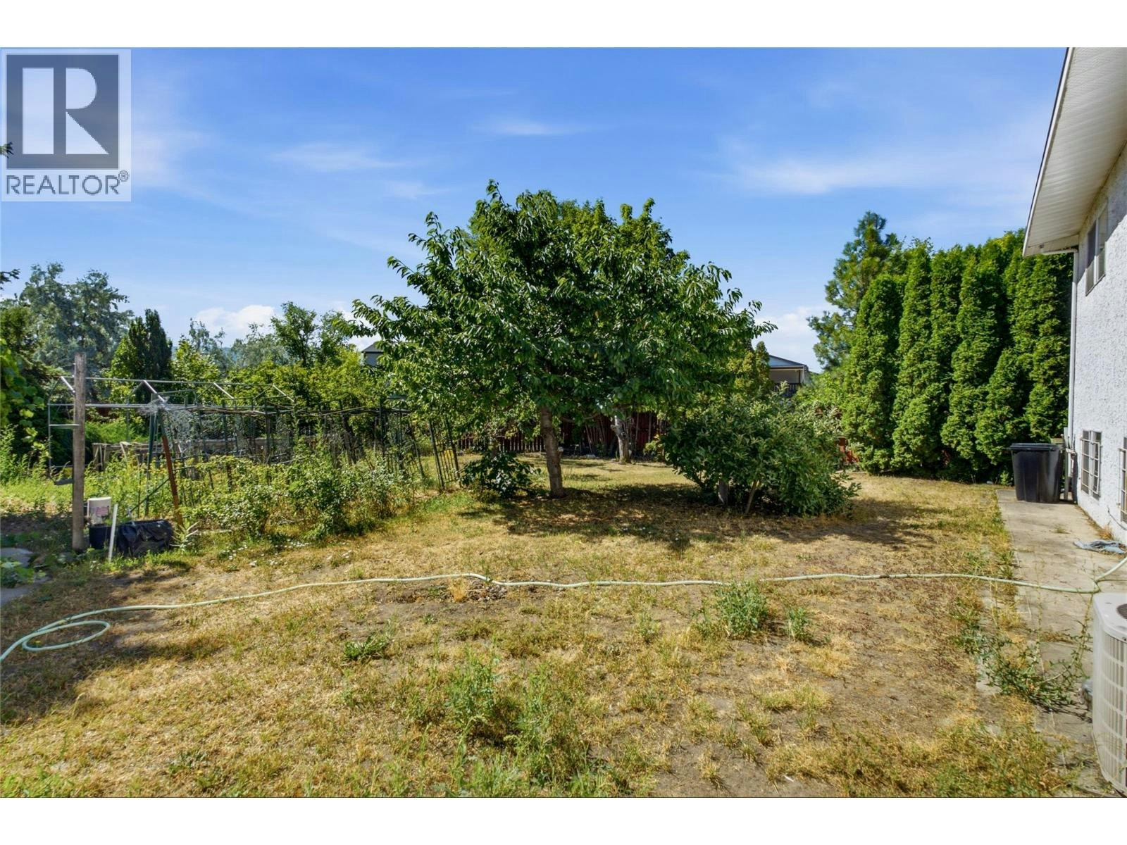 766 Coopland Crescent, Kelowna, BC, V1Y 2V1 - 7