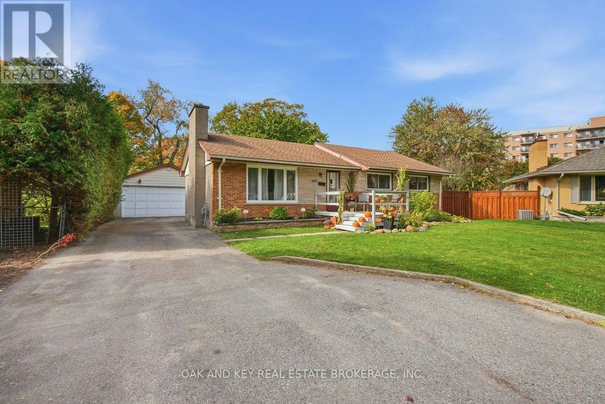 446 Scenic Drive, London, ON, N5Z 3A8