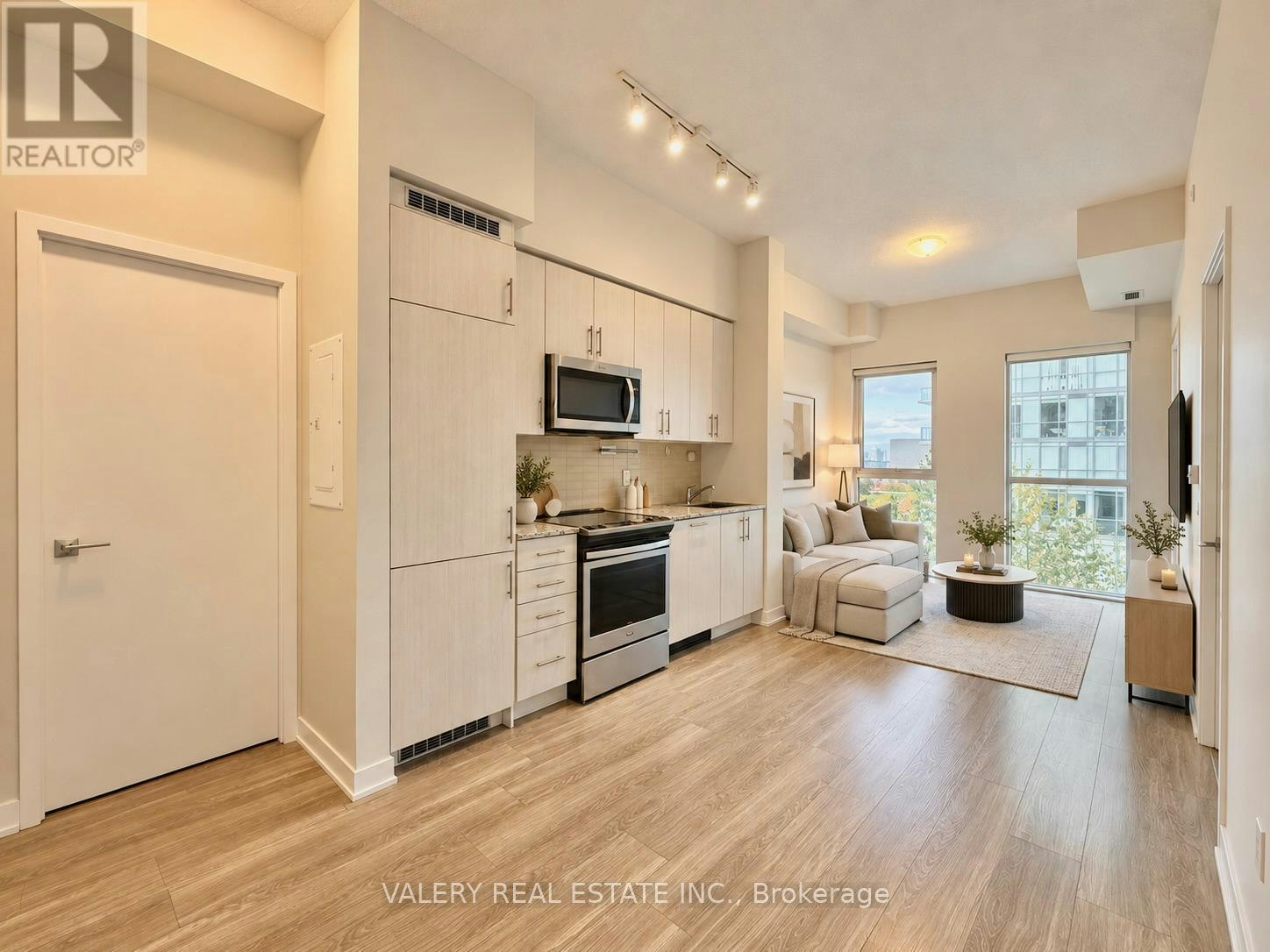 706-4085 Parkside Village Drive, Mississauga, ON, L5B 0K9 - 2