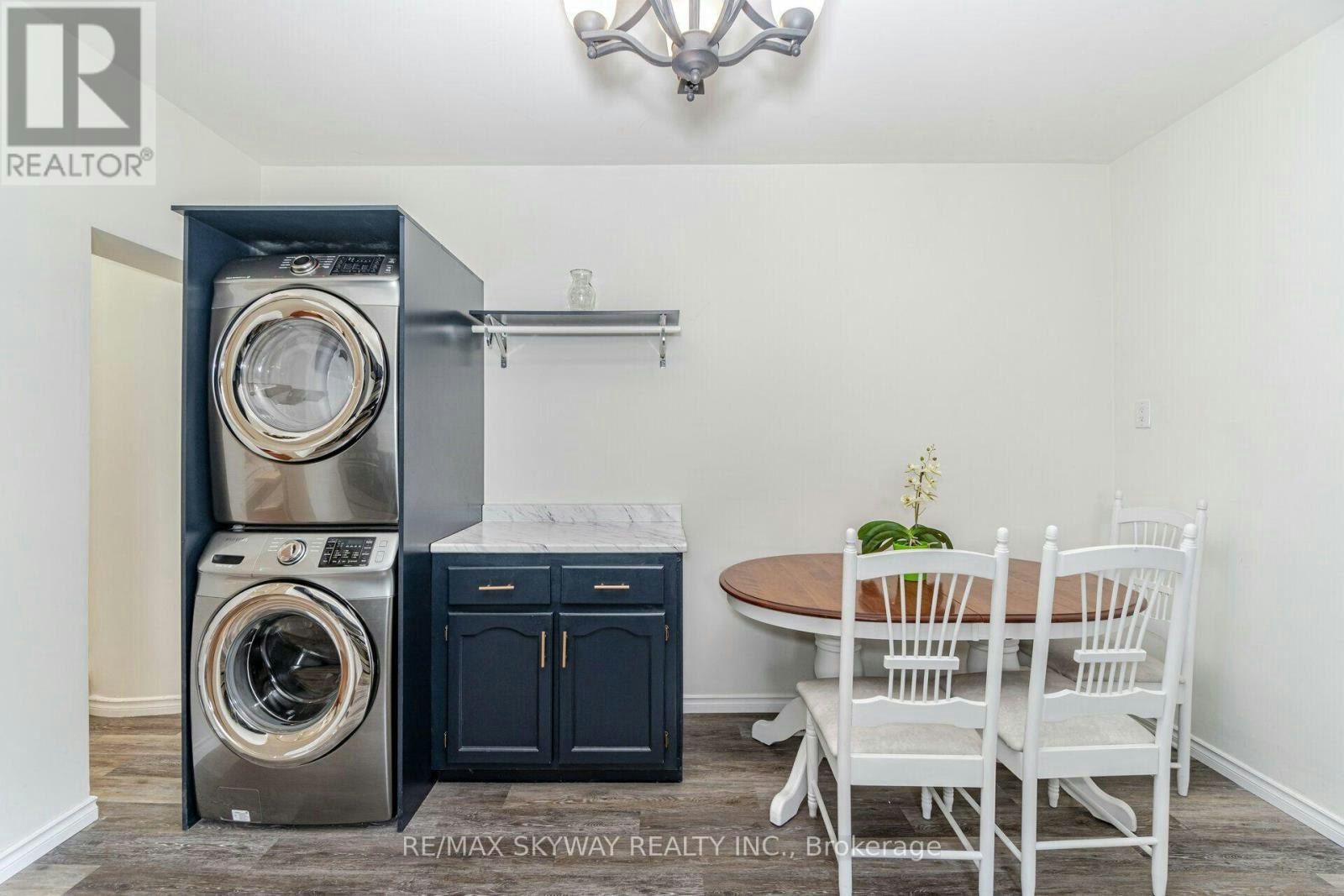242 East Avenue N, Hamilton, ON, L8L 5J3 - 12