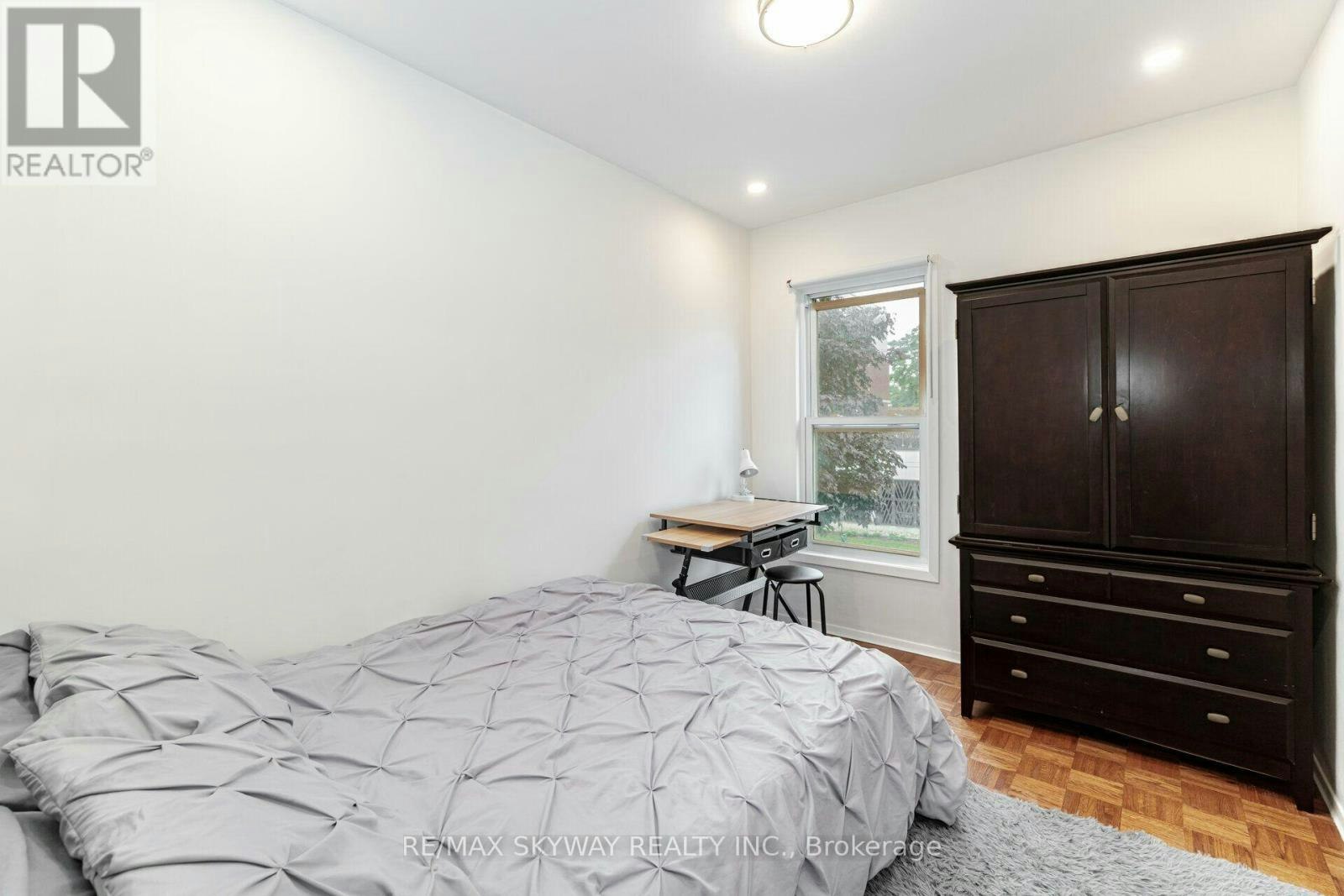 242 East Avenue N, Hamilton, ON, L8L 5J3 - 22