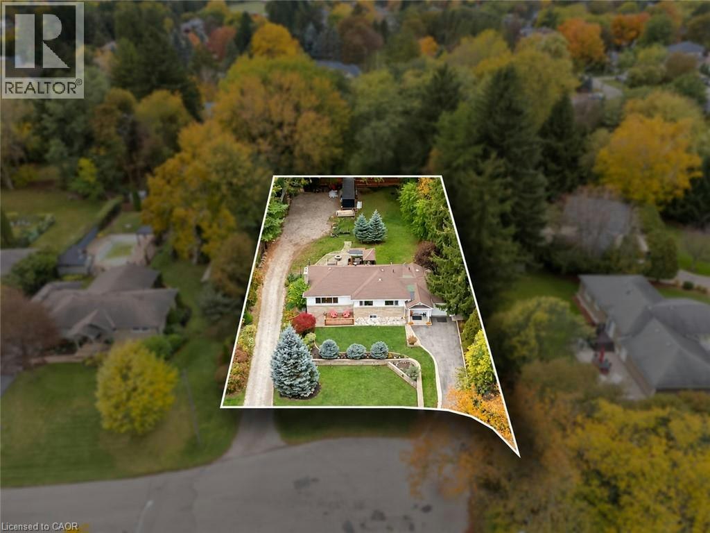 284 Mapledene Drive, Hamilton, ON, L9G 2K2