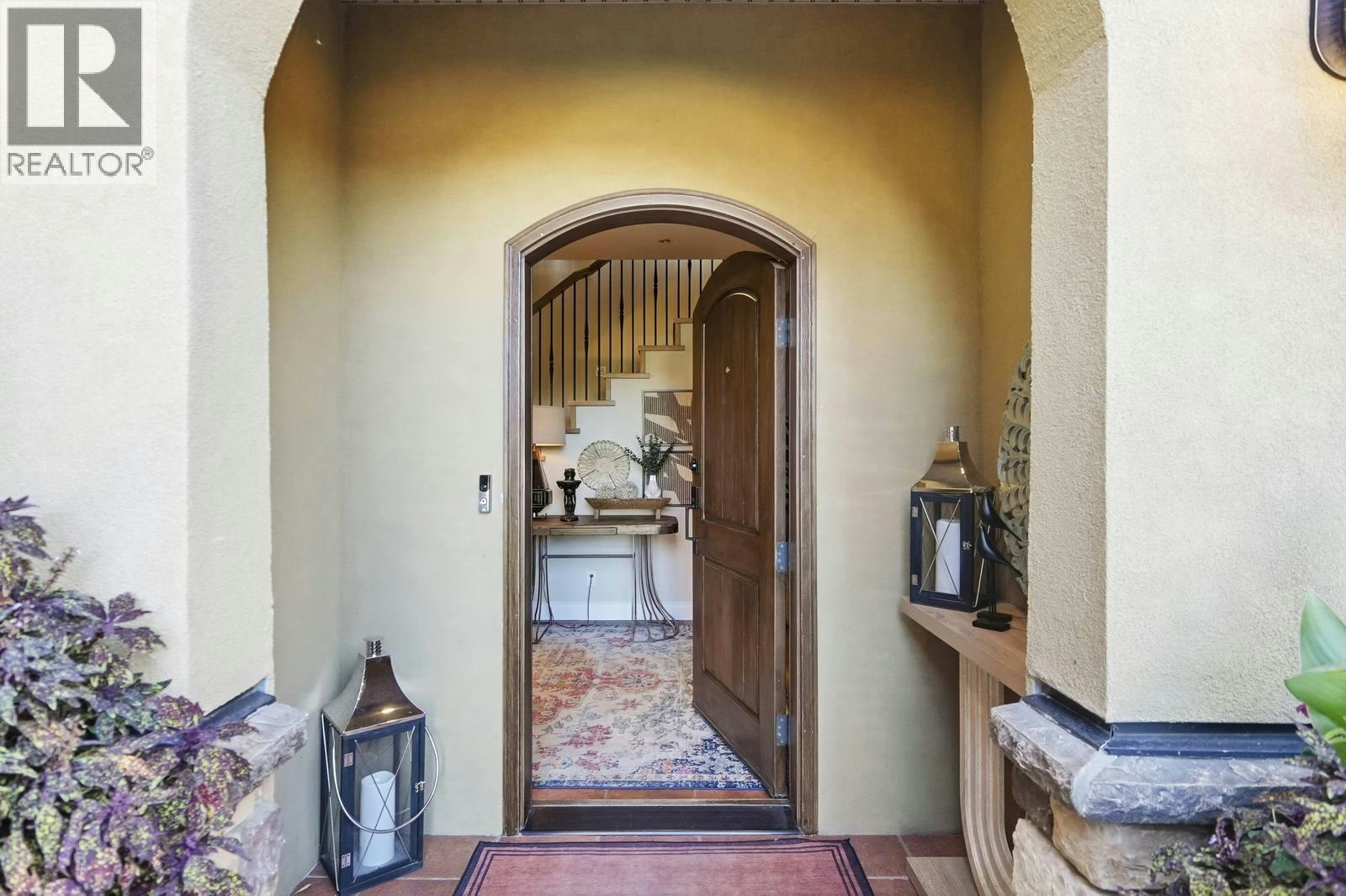 5047 Seon Crescent - 3