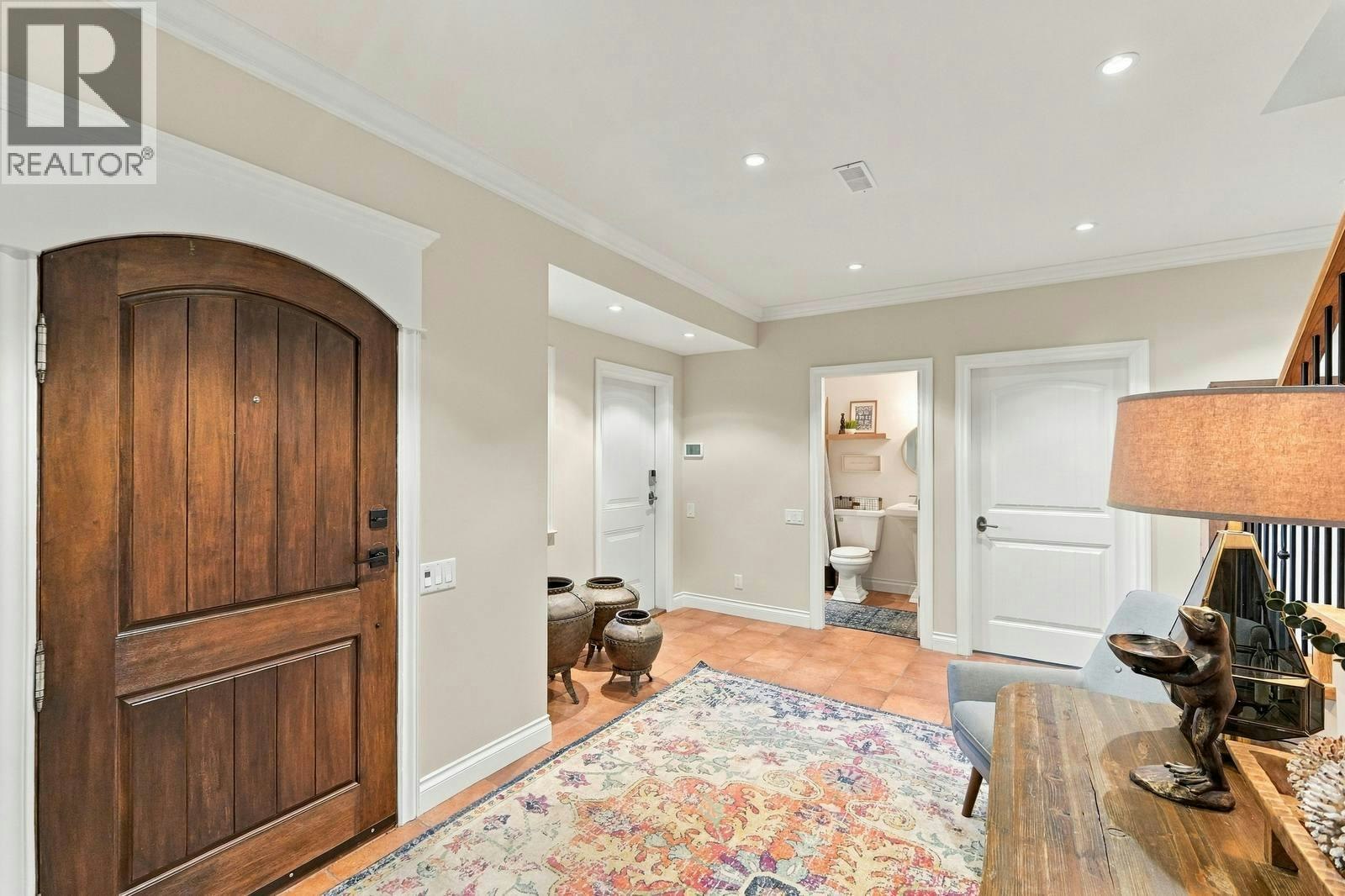 5047 Seon Crescent - 4