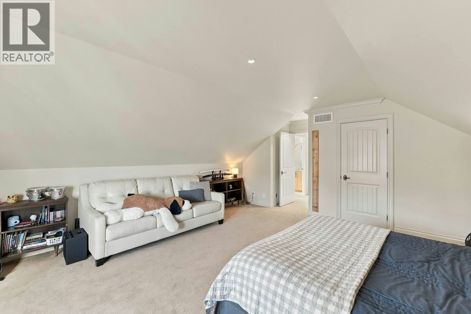 5047 Seon Crescent, Kelowna, BC, V1W 5A5 - 47