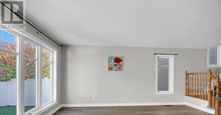 207 Hidden Meadow Avenue, Ottawa, ON, K1T 0C2 - 11