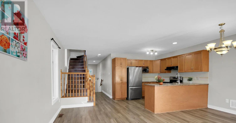 207 Hidden Meadow Avenue, Ottawa, ON, K1T 0C2 - 12