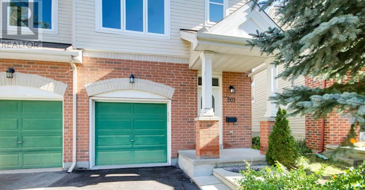 207 Hidden Meadow Avenue, Ottawa, ON, K1T 0C2 - 2