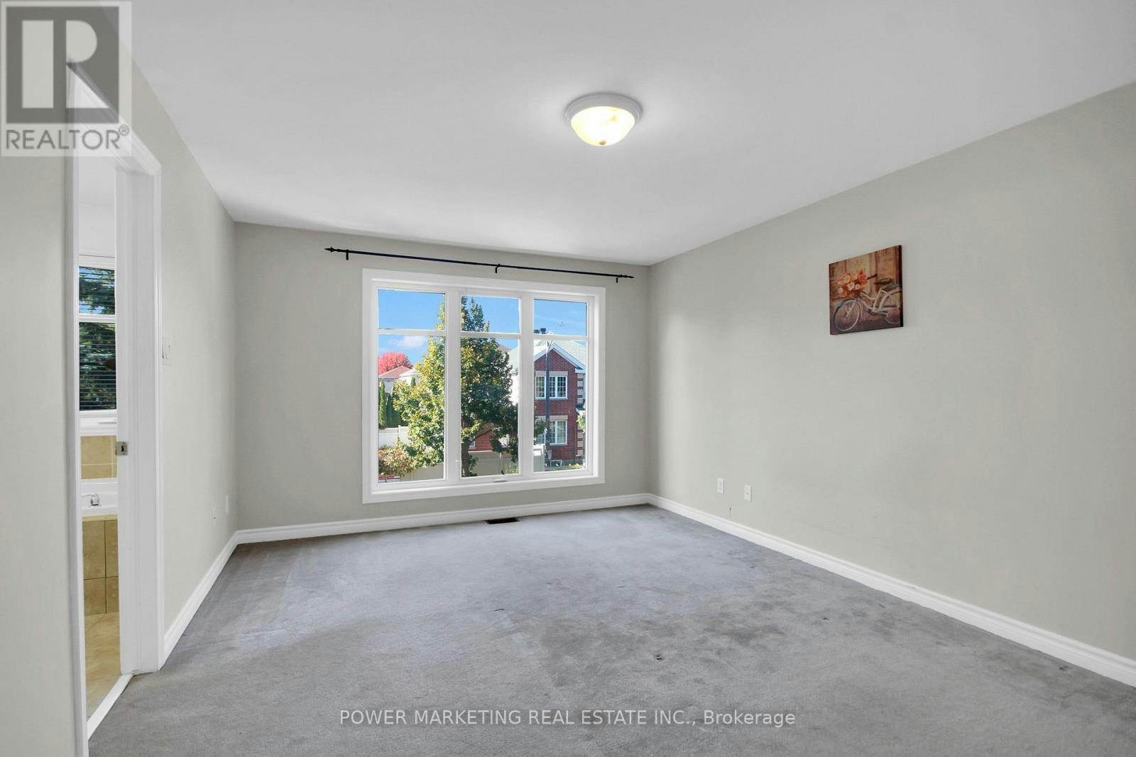 207 Hidden Meadow Avenue, Ottawa, ON, K1T 0C2 - 24