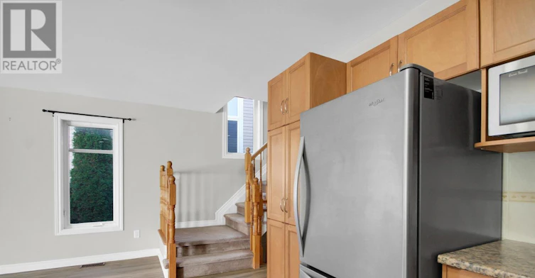 207 Hidden Meadow Avenue, Ottawa, ON, K1T 0C2 - 19